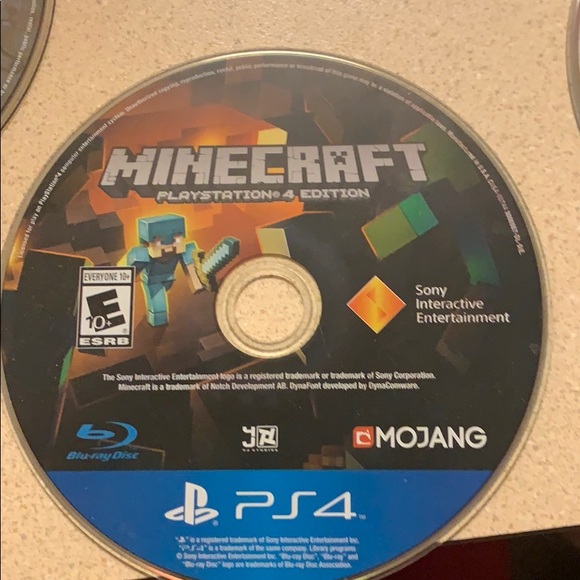 Used ps4 + destiny 2 Minecraft fallout 4 overwatch - Picture 4 of 6